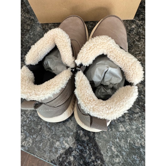 Orthofeet Sienna Women 9 Gray Orthopedic Ankle Boots Faux Fur Lined Zipper 794